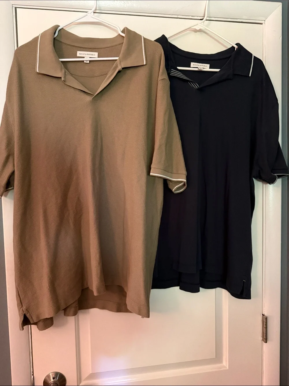Banana Republic Short Sleeve Polo Tops in Olive and Black